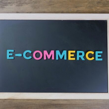 E-commerce 2026: Beyond the Store to Immersive Experience